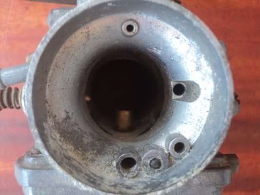 ขายคาร์บูร์ KR 150-TZR 150 ขาย 2 ตัว 550 บาท