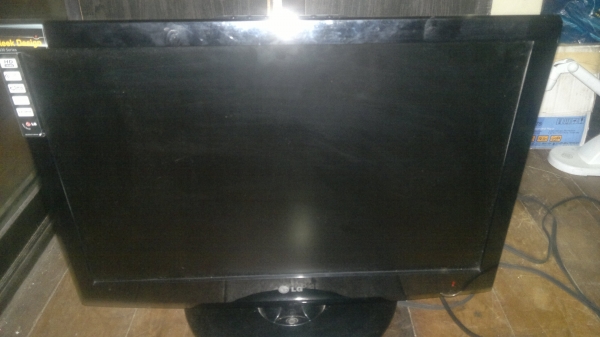 ขายจอ TV-LG LCD ขนาด 22 นิ้ว ใช้ได้ปกติ