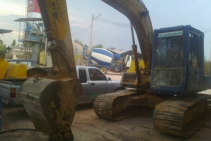 KOMATSU PC120-3 เคืรื่องปั้มเดิม เอวแน่น รอลเลอร์ 7ลูก