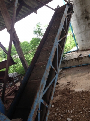 ขายด่วนเครื่องโม่มัน ISUZU 2200