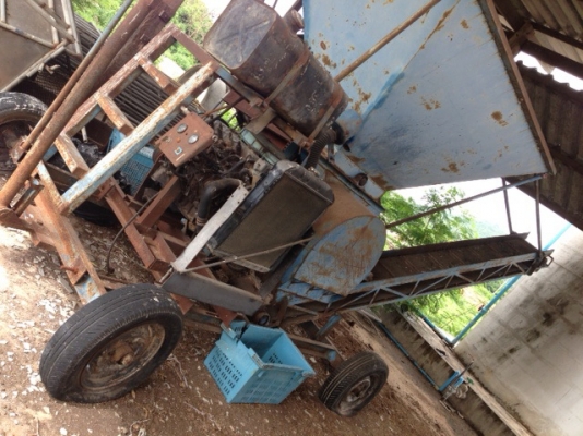 ขายด่วนเครื่องโม่มัน ISUZU 2200