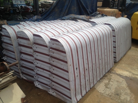 ขายกันสาด สภาพดี ยกติดตั้งได้เลย ราคาไม่แพงครับ มี 7 ชุด