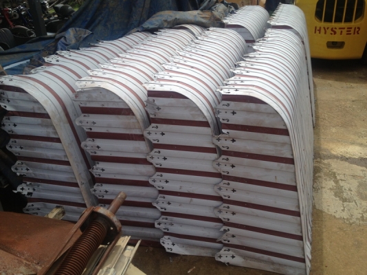 ขายกันสาด สภาพดี ยกติดตั้งได้เลย ราคาไม่แพงครับ มี 7 ชุด