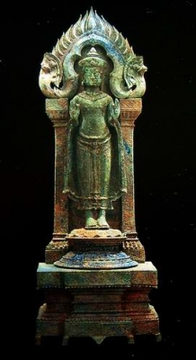 ให้เช่าพระพุทธรูปโบราณมรดกตกทอด ศิลปะลพบุรี หรือละโว้ ปางประทานพร สภาพสวยมาก สมบูรณ์