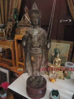 ให้เช่าพระพุทธรูปโบราณมรดกตกทอด ศิลปะลพบุรี หรือละโว้ ปางประทานพร สภาพสวยมาก สมบูรณ์