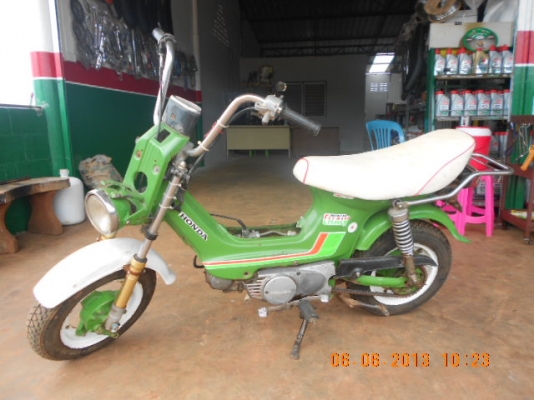 ขาย.....ชาลี เครื่องดี พร้อมขี่ได้เลยครับ ขาย.....ชาลี เครื่องดี พร้อมขี่ได้เลยครับ