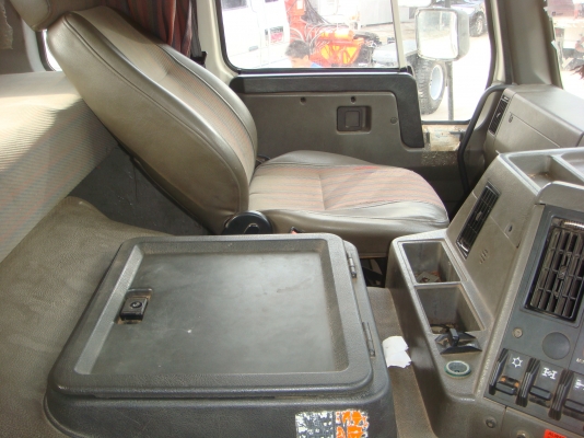 หัวลาก 10 ล้อ VOLVO - FL-10 360 แรง INTERCOOLER หัวลาก 10 ล้อ VOLVO - FL-10 360 แรง INTERCOOLER