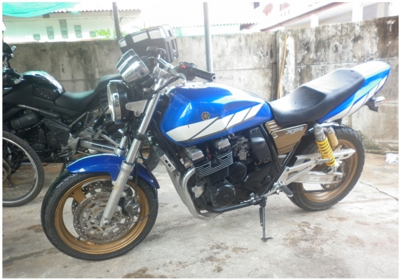 ----Yamaha XJR 400cc ปี96 คาบูไฟฟ้า ราคา 49000 บาท------ ----Yamaha XJR 400cc ปี96 คาบูไฟฟ้า ราคา 49000 บาท------