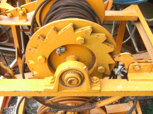 ชุดดึงวัสดุขึ้นที่สูงสภาพใหม่มากใช้งานครั้งเดียว(ไม่มีมอเตอร์)