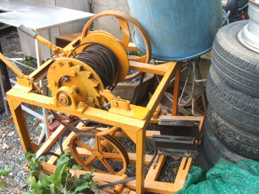 ชุดดึงวัสดุขึ้นที่สูงสภาพใหม่มากใช้งานครั้งเดียว(ไม่มีมอเตอร์)