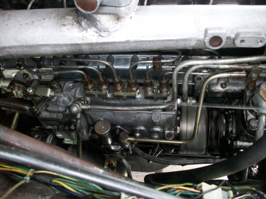 สิบล้อหัวยาว พร้อมใช้ มาอีกแล้วครับ มีประกันประเภท1ครับ พี่จังหวัด ลำปาง