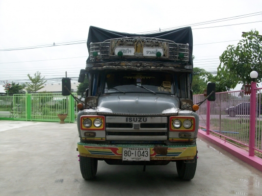 สิบล้อหัวยาว พร้อมใช้ มาอีกแล้วครับ มีประกันประเภท1ครับ พี่จังหวัด ลำปาง