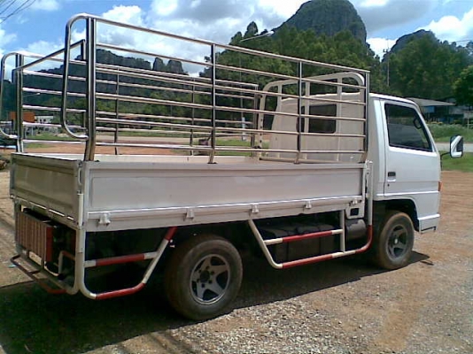 ขายอีซูซุ 4 ล้อ ป้ายเล็กไม่ติดเวลา รถสภาพดี พร้อมใช้ เอกสารพร้อมโอน