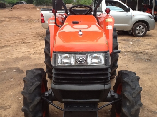 คูโบต้า L2808 4 WD 2 เพลา ตัวเปล่า สภาพดี ถูกๆทำงาน 1129 ชั่วโมง