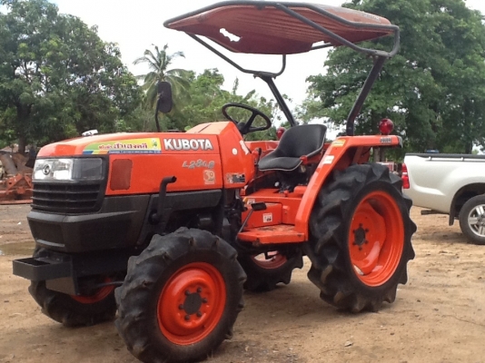 คูโบต้า L2808 4 WD 2 เพลา ตัวเปล่า สภาพดี ถูกๆทำงาน 1129 ชั่วโมง