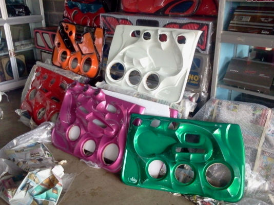 จำหน่ายแผงซาวด์ประตูทำจากไฟเบอร์กลาส