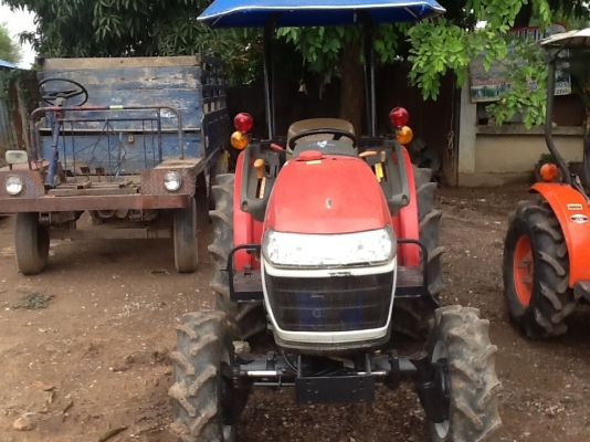 ยันร์ม่า 352 T 4 WD 2 เพลาตัวเปล่า ทำงาน 1050 ชั่วโมงใช้งานได้เลย