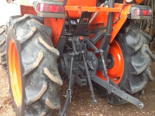 ขายคูโบต้า L3408 4WD 2 เพลา ตัวเปล่า ทำงาน 1280 ชั่วโมง