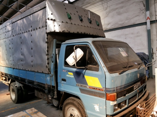 ขายด่วน รถ 6 ล้อ ISUZU ปี 92 115 แรงม้า พร้อมโครงรถ