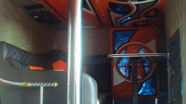 นรากุลทัวร์ รถบัสให้เช่าอุบลราชธานี 0816002998