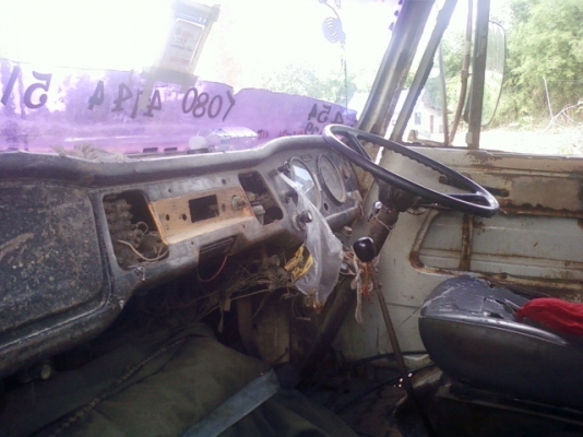 ต้องการขาย  รถดั้ม ยี่ห้อฮี่โน่   ทะเบียนเอกสารครบภาษีไม่ขาดต่อ แถมเครื่องยนต์ให้อีก 1 เครื่อง  DQ100  ใช้งานได้ปกติครบ