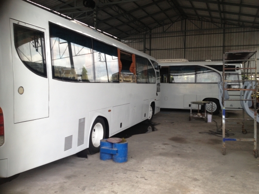 ขายบัสแอร์ 28 ที่นั่ง  BENZ ถูกอย่างแท้จริง  คัทซีห้างแท้ ทรงใหม่แปลง NGV แล้ว พร้อมใช้ ราคาถูกมาก