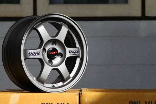 ล้อใหม่15" TE37 4รู100 กว้าง7 ออฟ38 สีเทากัลด้าน"Limited" ล้อใหม่15" TE37 4รู100 กว้าง7 ออฟ38 สีเทากัลด้าน"Limited"