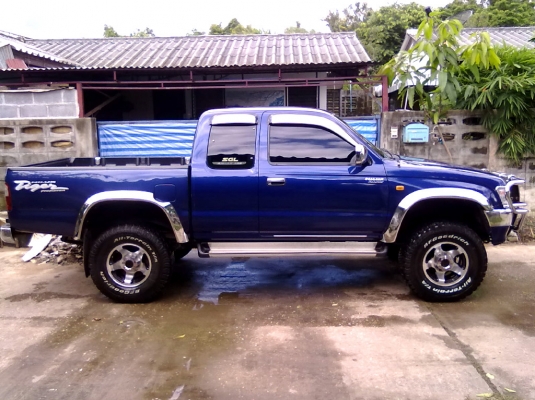 ขายยาง BF GOODRICH 31X10.50 R15  AT