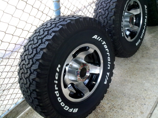 ขายยาง BF GOODRICH 31X10.50 R15  AT