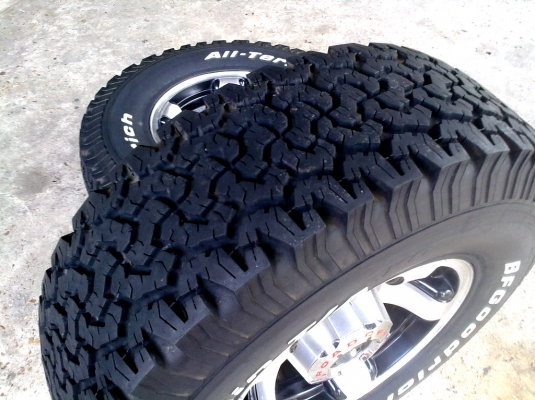 ขายยาง BF GOODRICH 31X10.50 R15  AT