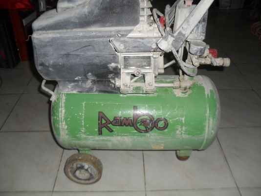 ขายปั๊มลมมือสอง ขนาด 2 hp  24 liter