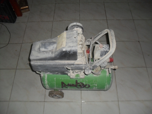 ขายปั๊มลมมือสอง ขนาด 2 hp  24 liter