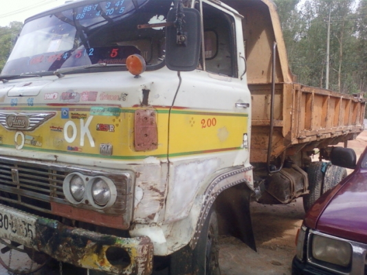 ต้องการขาย HINO KM310  เครื่องยนต์ 100 เพาเวอร์ เอฟ-หน้าหลังแล้ว ภาษีไม่ขาดต่อ แถมเครื่องยนต์ 1 เครื่อง