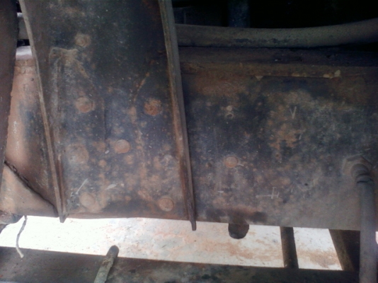 ต้องการขาย HINO KM310  เครื่องยนต์ 100 เพาเวอร์ เอฟ-หน้าหลังแล้ว ภาษีไม่ขาดต่อ แถมเครื่องยนต์ 1 เครื่อง