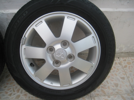 ขายล้อแม็ก Mitsubishi mirage 14"x4.5" et46 4รู100 +ยางปลายปี 12  (081-3747940)