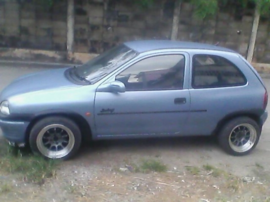 รถสวยๆคล่องตัว