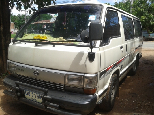 ขายรถตู้ TOYOTA ปี 31 (LH61V)(2L) เครื่องแน่น แรง ดี รถสวยๆ พร้อมโอน พร้อใช้งาน...