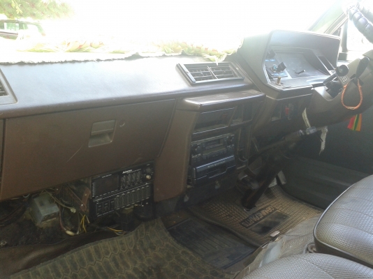 ขายรถตู้ TOYOTA ปี 31 (LH61V)(2L) เครื่องแน่น แรง ดี รถสวยๆ พร้อมโอน พร้อใช้งาน...