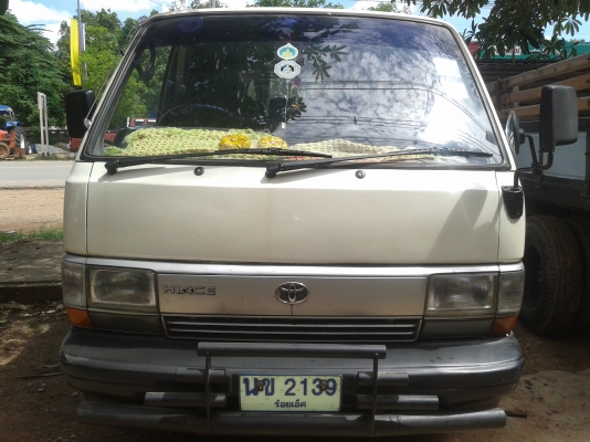 ขายรถตู้ TOYOTA ปี 31 (LH61V)(2L) เครื่องแน่น แรง ดี รถสวยๆ พร้อมโอน พร้อใช้งาน...