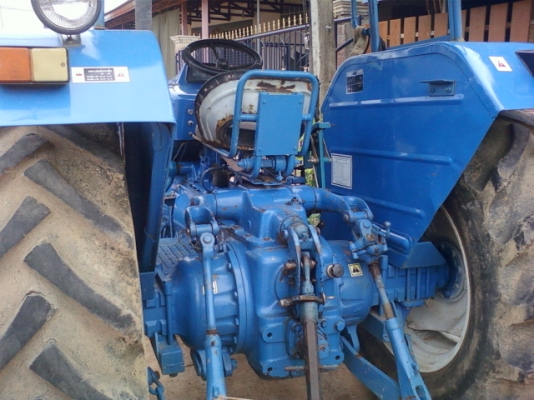 ขายรถไถ FORD 6610 พร้อมทะเบียน ขายรถไถ FORD 6610 พร้อมทะเบียน