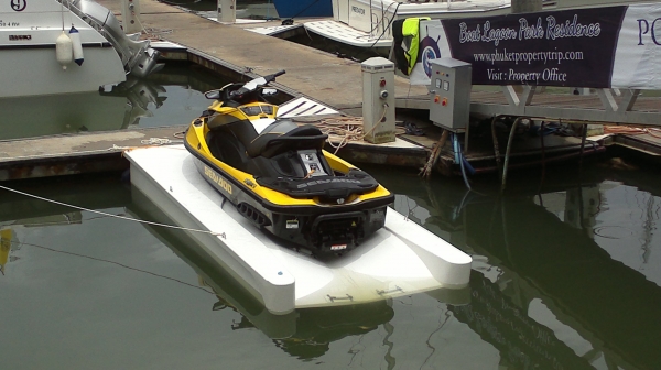 ทุ่นจอดเจส (airbed)