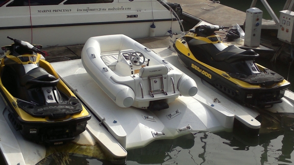 ทุ่นจอดเจส (airbed)