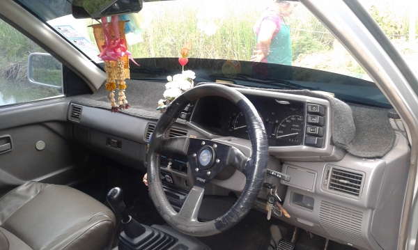 ขายอีซูซุ TFRปี92 2.5((แปลงโฉมเป็น SLX(หน้าหนู)ลงเล่มแล้วเครื่องดีแอร์เย็นเพาเวอร์แท้กระจกไฟฟ้าคันซีสวยไม่ผุ