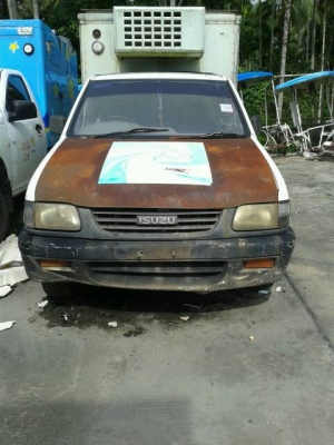 ISUZU Dagonleye หัวเดียว ตู้แห้ง