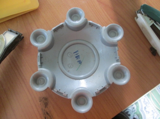 ขาย ฝาครอบแม็คล้อ Dmax RODEO จำนวน 1 ชิ้น