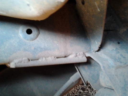 ขาย กระบะแค็ป มังกรทอง ISUZU SPACECAB 2.5 ปี39/96โฉม แป๊ะยิ้ม แท้ วางเครื่อง มังกร4JB1 2.8 (ลงเล่ม) แห้งดีไม่มีไอ แรงจริง ช่วงล่างแน่นคัสซีดี มีตำหนิหลังขวานิดหน่อย ตามรูป สีดีหน้า-หลังเดิม ภายในสวย คอนโซลครบ แอร์ พ.พาวเวอร์ ล้อแม็ก ยางสวย4เส้น 75/235/15