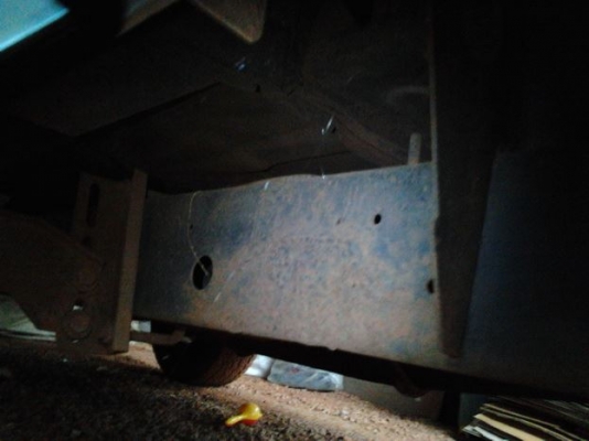 ขาย กระบะแค็ป มังกรทอง ISUZU SPACECAB 2.5 ปี39/96โฉม แป๊ะยิ้ม แท้ วางเครื่อง มังกร4JB1 2.8 (ลงเล่ม) แห้งดีไม่มีไอ แรงจริง ช่วงล่างแน่นคัสซีดี มีตำหนิหลังขวานิดหน่อย ตามรูป สีดีหน้า-หลังเดิม ภายในสวย คอนโซลครบ แอร์ พ.พาวเวอร์ ล้อแม็ก ยางสวย4เส้น 75/235/15