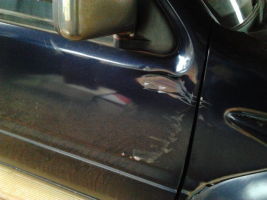 ขาย กระบะแค็ป มังกรทอง ISUZU SPACECAB 2.5 ปี39/96โฉม แป๊ะยิ้ม แท้ วางเครื่อง มังกร4JB1 2.8 (ลงเล่ม) แห้งดีไม่มีไอ แรงจริง ช่วงล่างแน่นคัสซีดี มีตำหนิหลังขวานิดหน่อย ตามรูป สีดีหน้า-หลังเดิม ภายในสวย คอนโซลครบ แอร์ พ.พาวเวอร์ ล้อแม็ก ยางสวย4เส้น 75/235/15