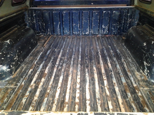 ขาย กระบะแค็ป มังกรทอง ISUZU SPACECAB 2.5 ปี39/96โฉม แป๊ะยิ้ม แท้ วางเครื่อง มังกร4JB1 2.8 (ลงเล่ม) แห้งดีไม่มีไอ แรงจริง ช่วงล่างแน่นคัสซีดี มีตำหนิหลังขวานิดหน่อย ตามรูป สีดีหน้า-หลังเดิม ภายในสวย คอนโซลครบ แอร์ พ.พาวเวอร์ ล้อแม็ก ยางสวย4เส้น 75/235/15