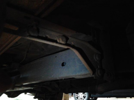 ขาย กระบะแค็ป มังกรทอง ISUZU SPACECAB 2.5 ปี39/96โฉม แป๊ะยิ้ม แท้ วางเครื่อง มังกร4JB1 2.8 (ลงเล่ม) แห้งดีไม่มีไอ แรงจริง ช่วงล่างแน่นคัสซีดี มีตำหนิหลังขวานิดหน่อย ตามรูป สีดีหน้า-หลังเดิม ภายในสวย คอนโซลครบ แอร์ พ.พาวเวอร์ ล้อแม็ก ยางสวย4เส้น 75/235/15